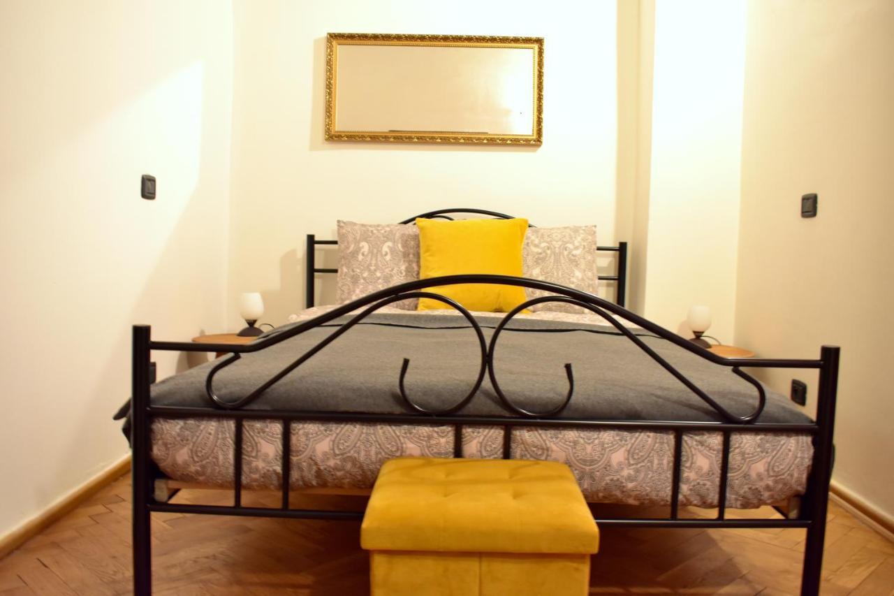 Apartment Lesser Town! ปราก ภายนอก รูปภาพ