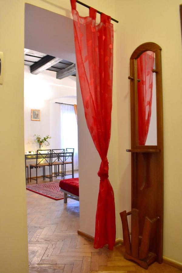 Apartment Lesser Town! ปราก ภายนอก รูปภาพ